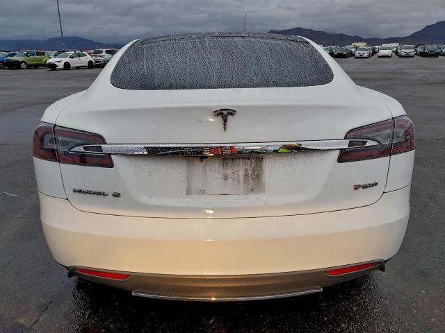 Tesla Model S Image 13