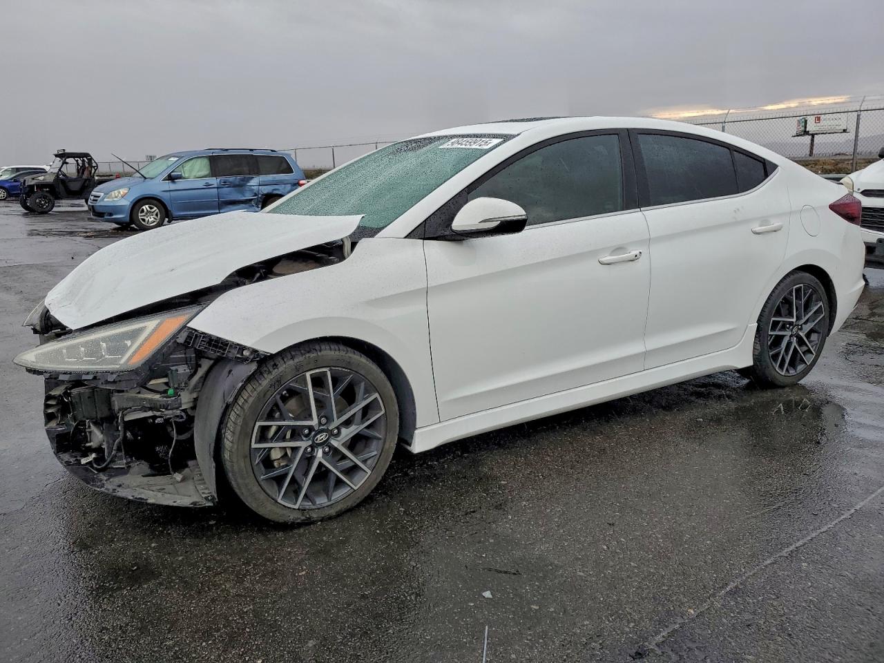 Hyundai ELANTRA Sport Image 1