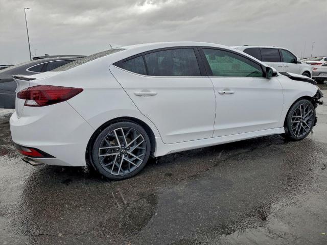 Hyundai ELANTRA Sport Image 6