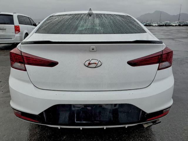 Hyundai ELANTRA Sport Image 5