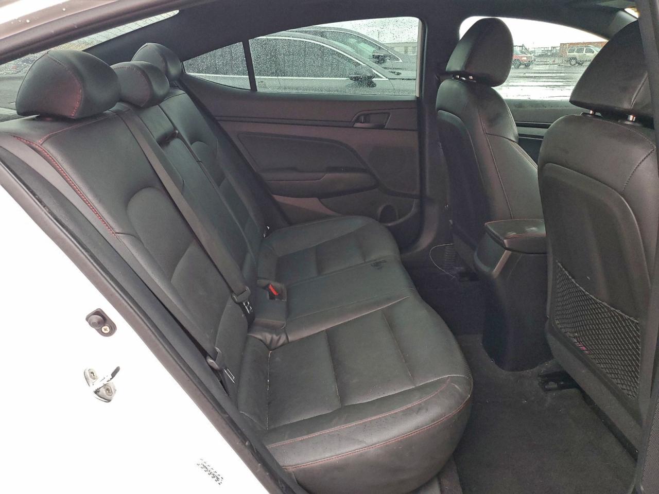 Hyundai ELANTRA Sport Image 10