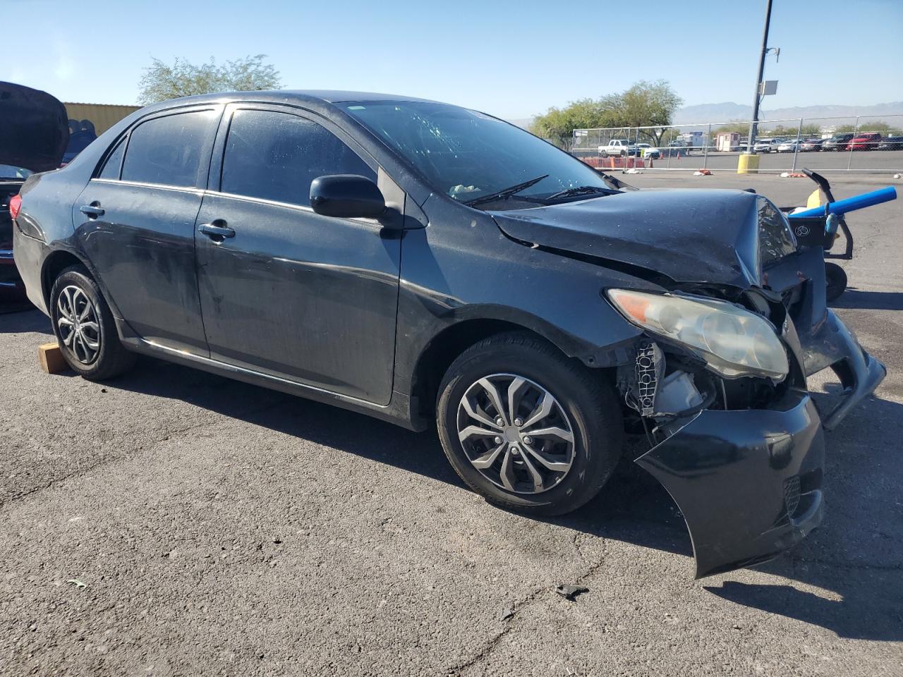 Toyota Corolla Base Image 3