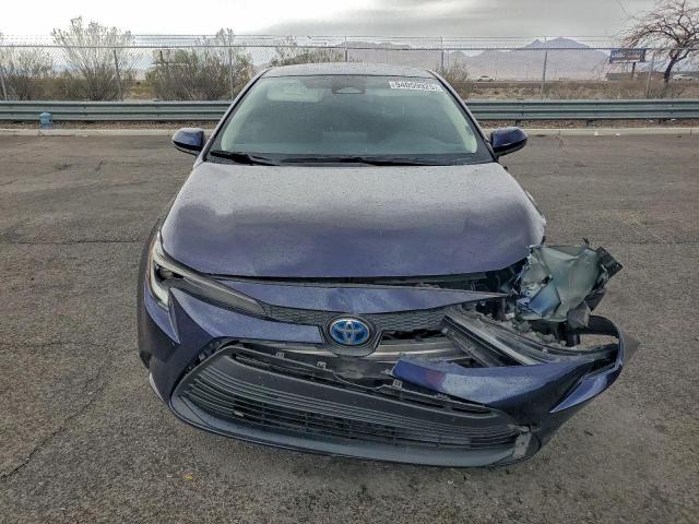 Toyota Corolla Le Image 7