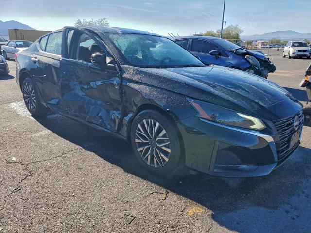 Nissan Altima Sv Image 4