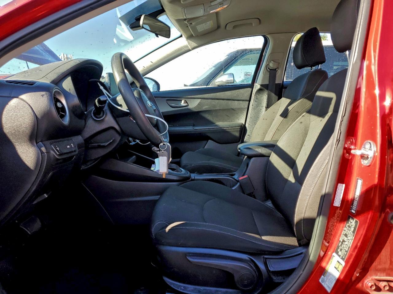 Kia Forte Fe Image 4