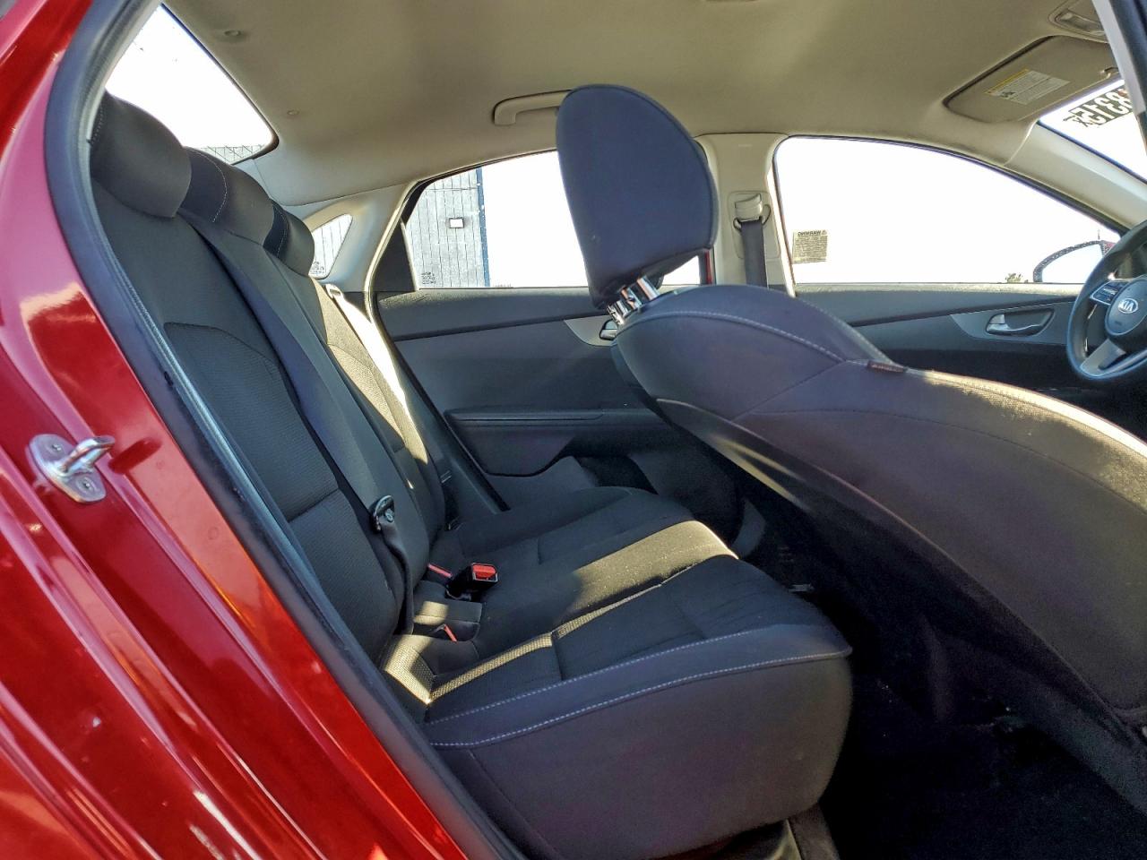 Kia Forte Fe Image 6