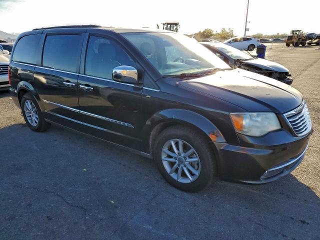 Chrysler Minivan Touring L Image 3