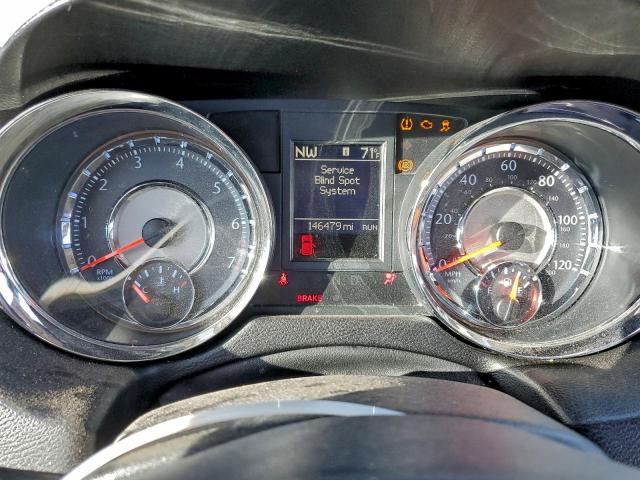 Chrysler Minivan Touring L Image 9