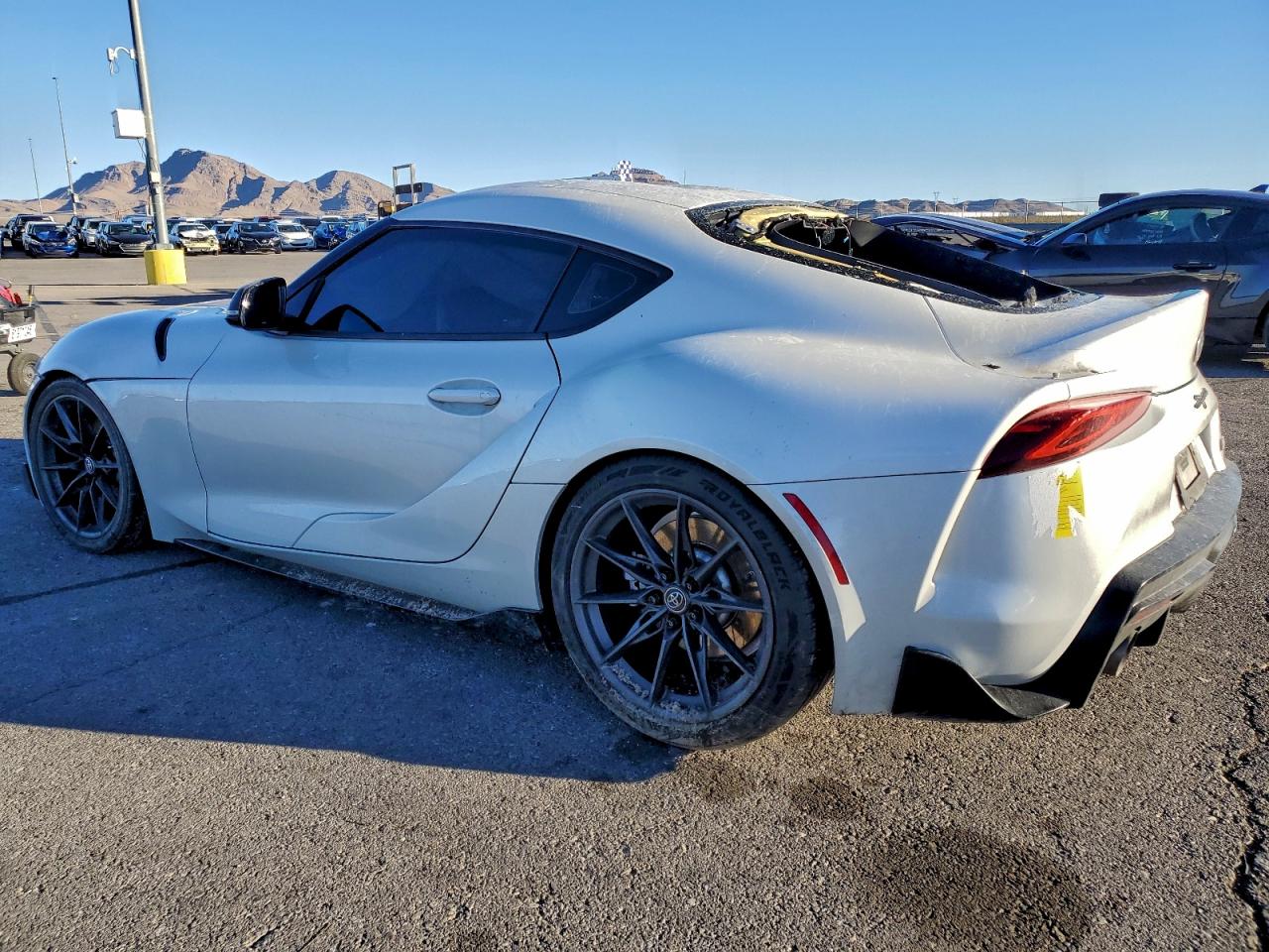 Toyota Supra Base Image 2