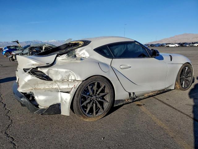 Toyota Supra Base Image 3