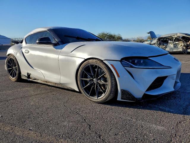 Toyota Supra Base Image 6