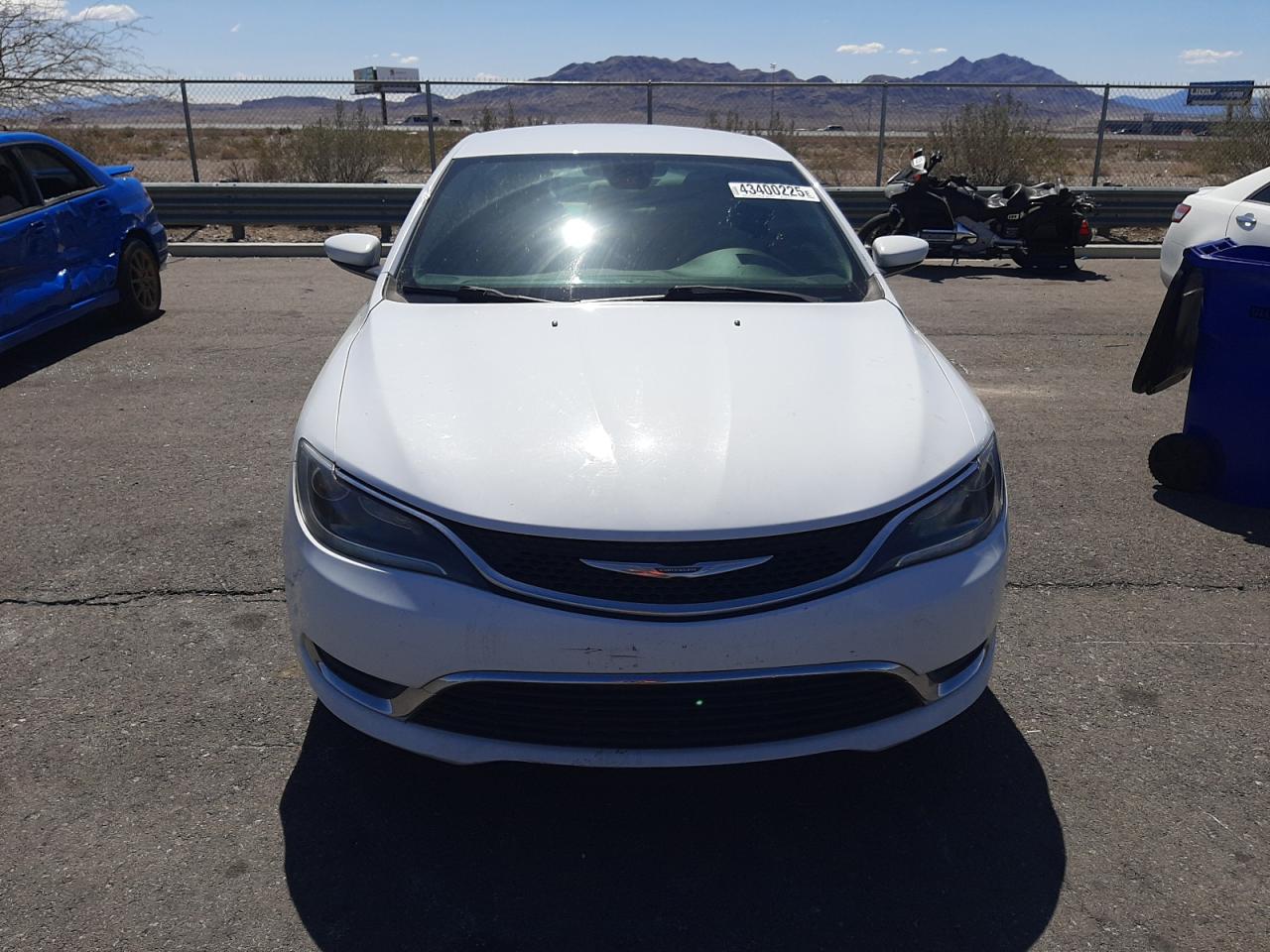 Chrysler 200 Limited Image 4