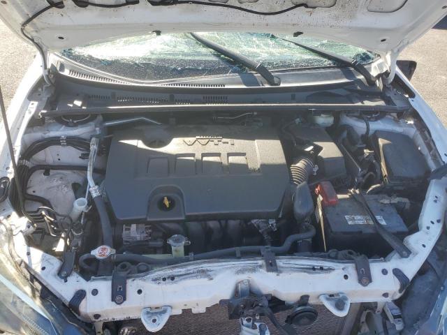 Toyota Corolla L Image 11