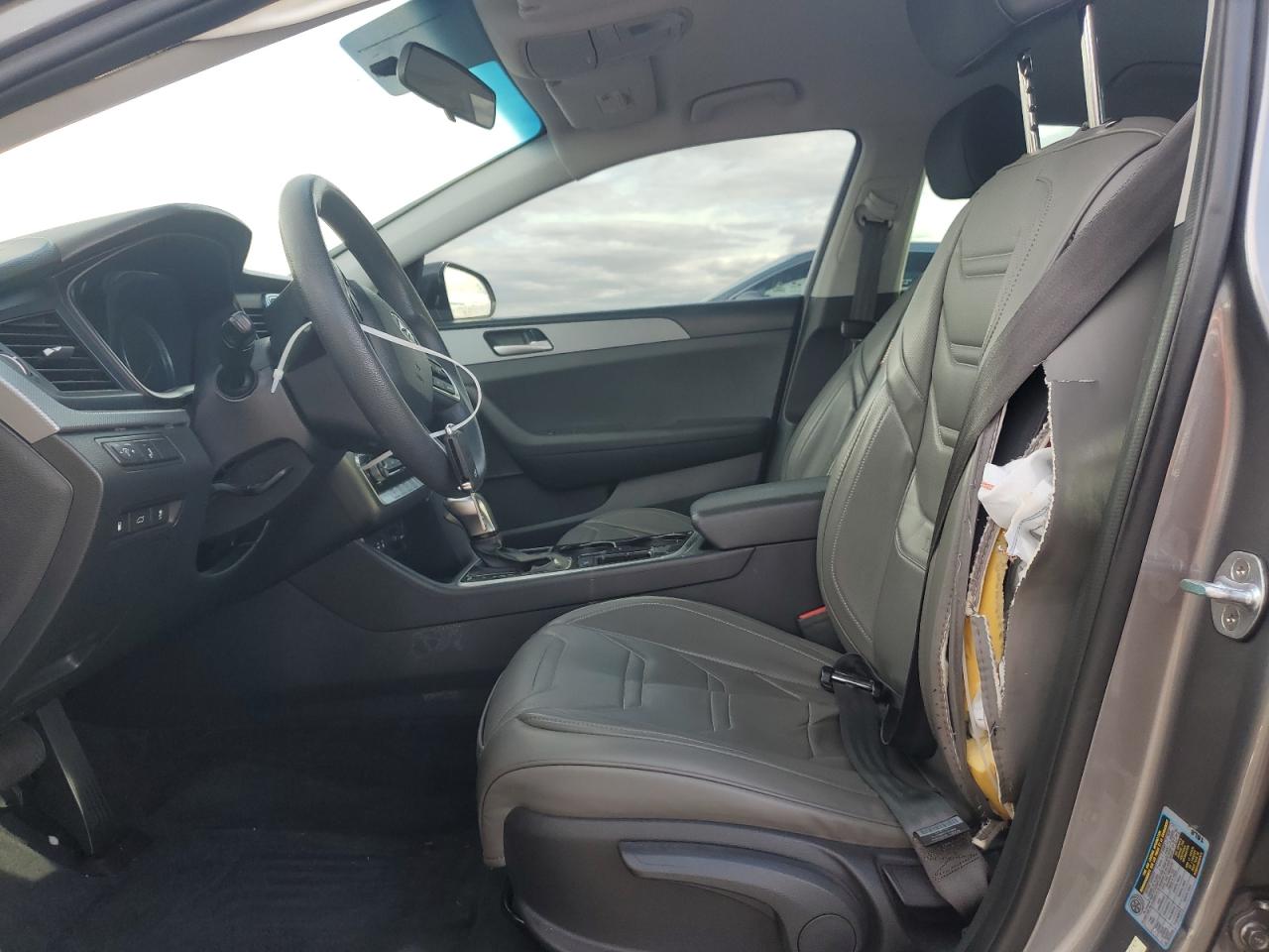 Hyundai SONATA Se Image 11