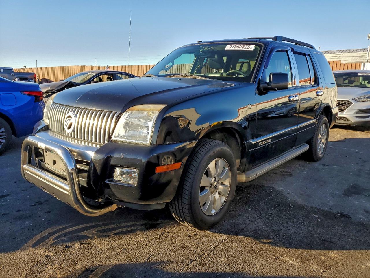 Mercury Mountainer Luxury Image 1