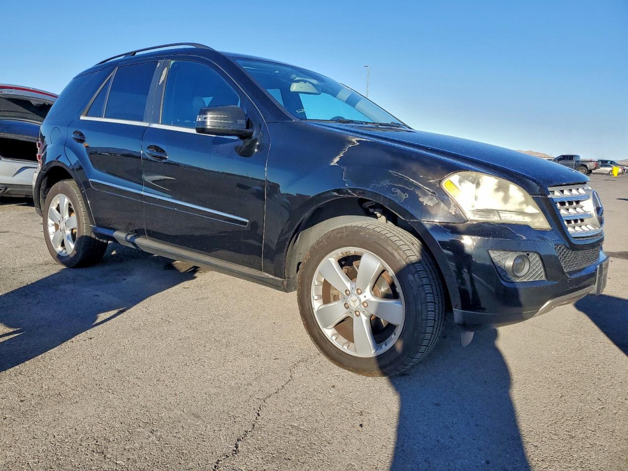 Mercedes-Benz M-Class 350 Image 3