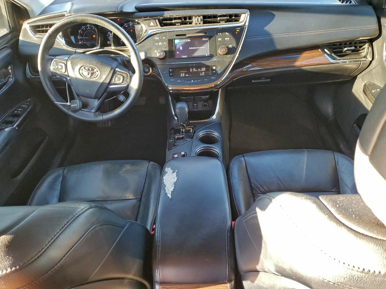 Toyota Avalon Base Image 11