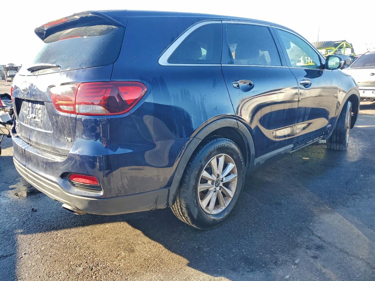 Kia Sorento S Image 4