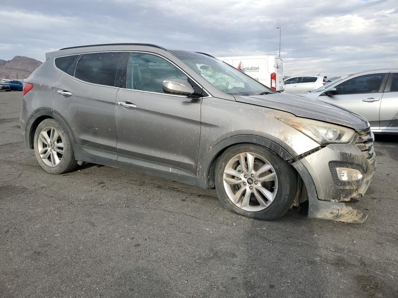 Hyundai SANTA FE Image 3