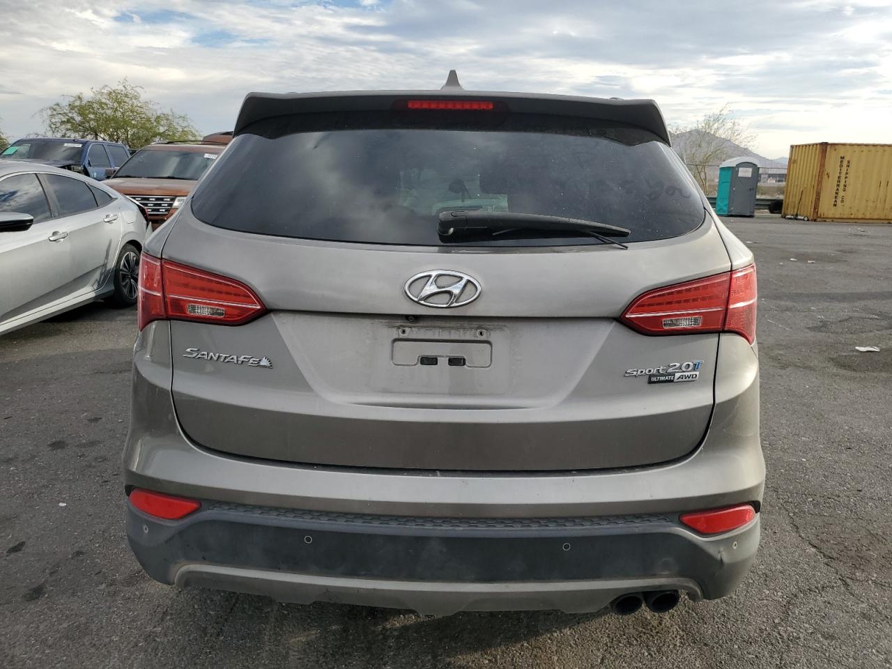 Hyundai SANTA FE Image 6