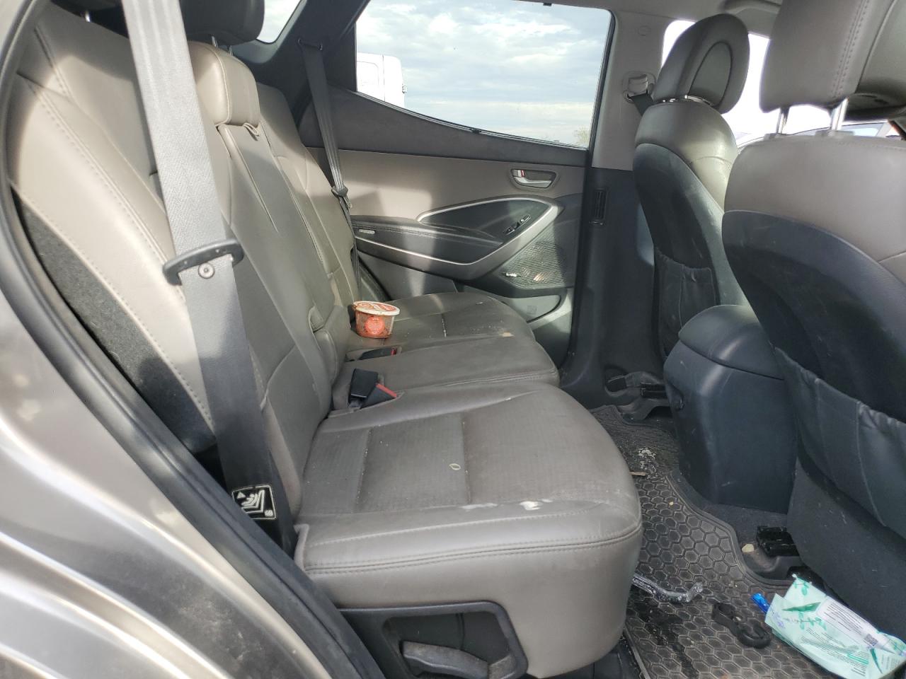 Hyundai SANTA FE Image 11