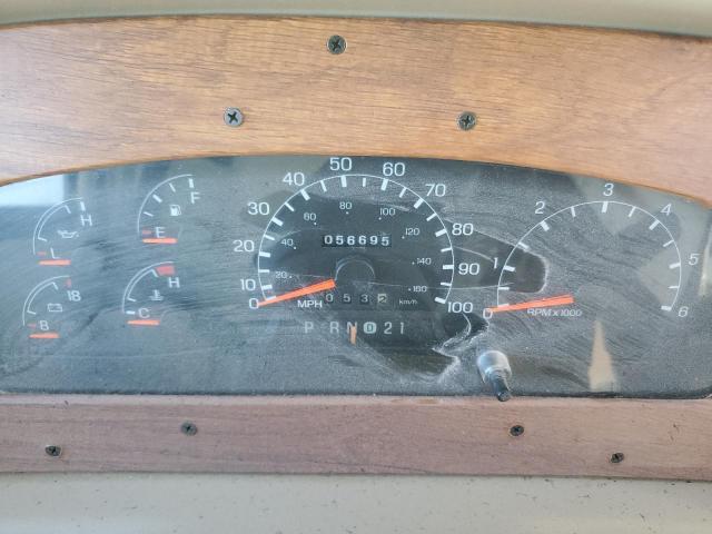 Ford F-550 Super Duty Stripped Chassis Image 8