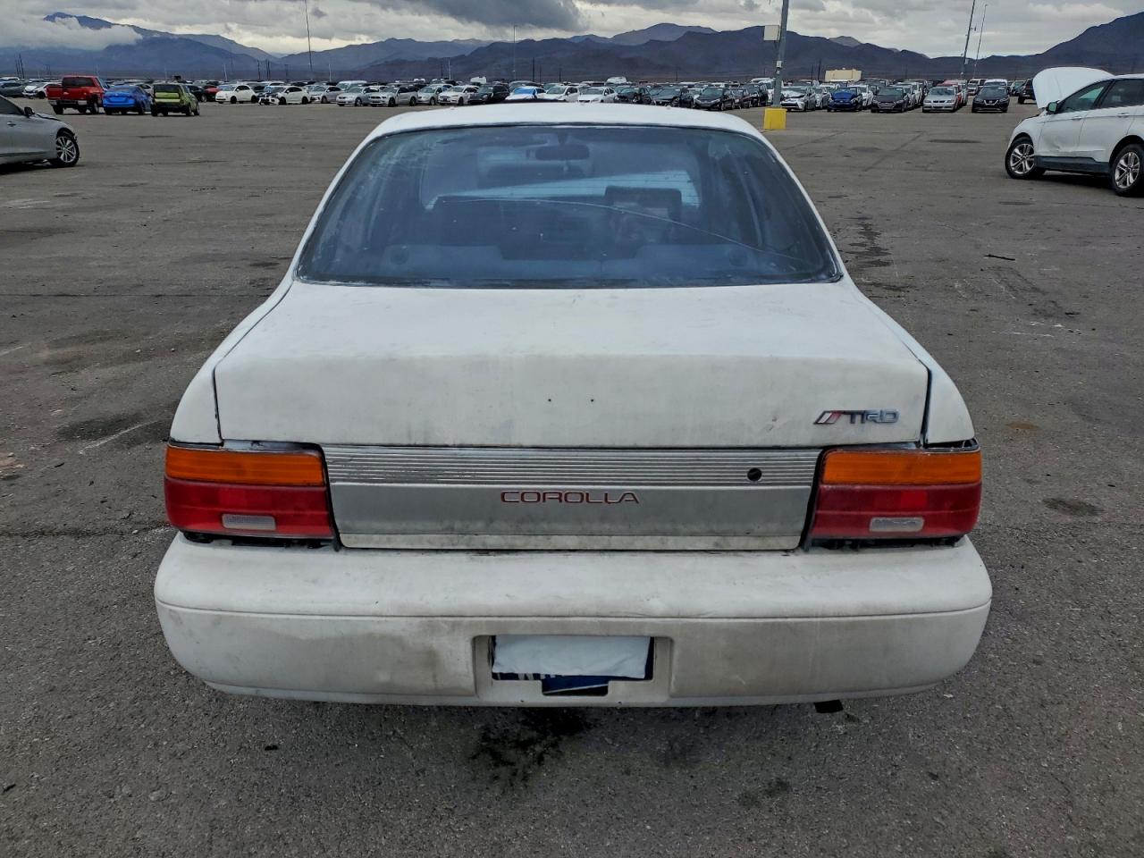 Toyota Corolla Dx Image 5