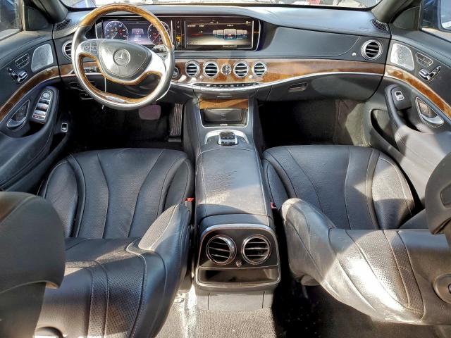 Mercedes-Benz S-Class 550 Image 10
