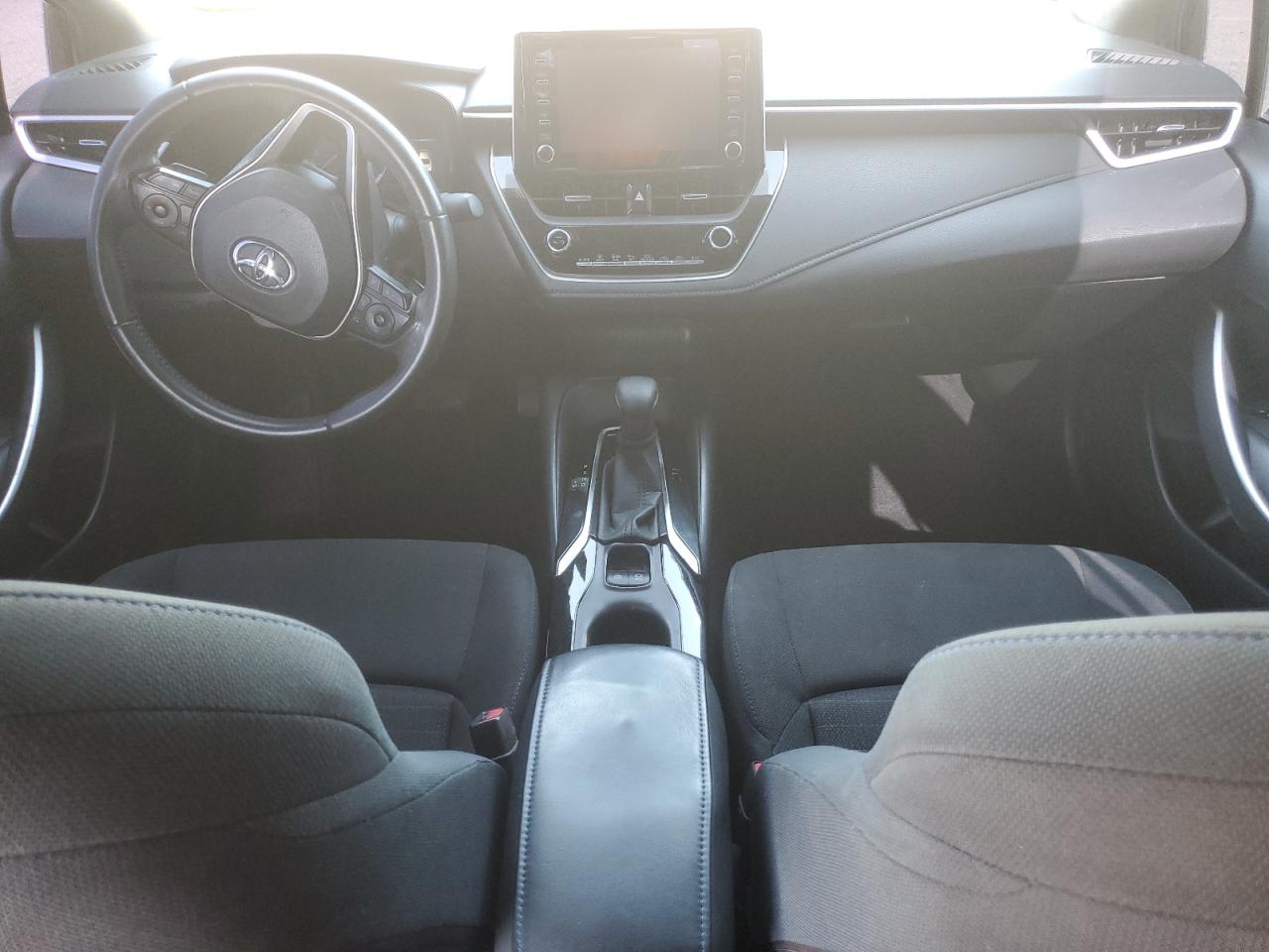 Toyota Corolla Se Image 4