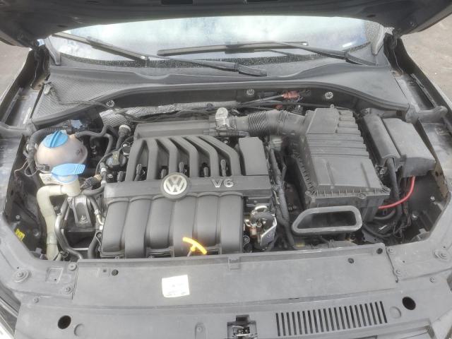 Volkswagen Passat Sel Image 10