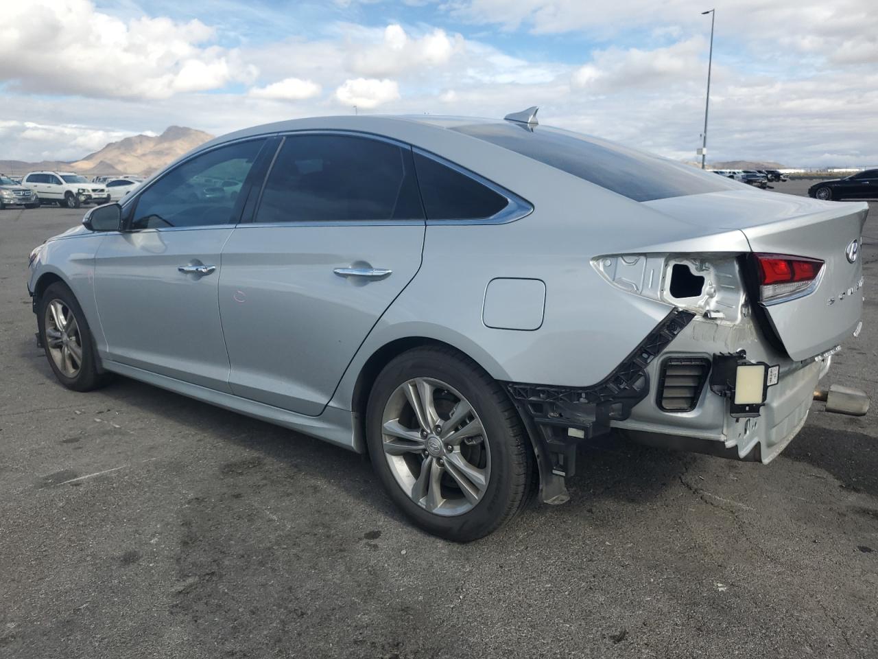 Hyundai SONATA Limited Image 6