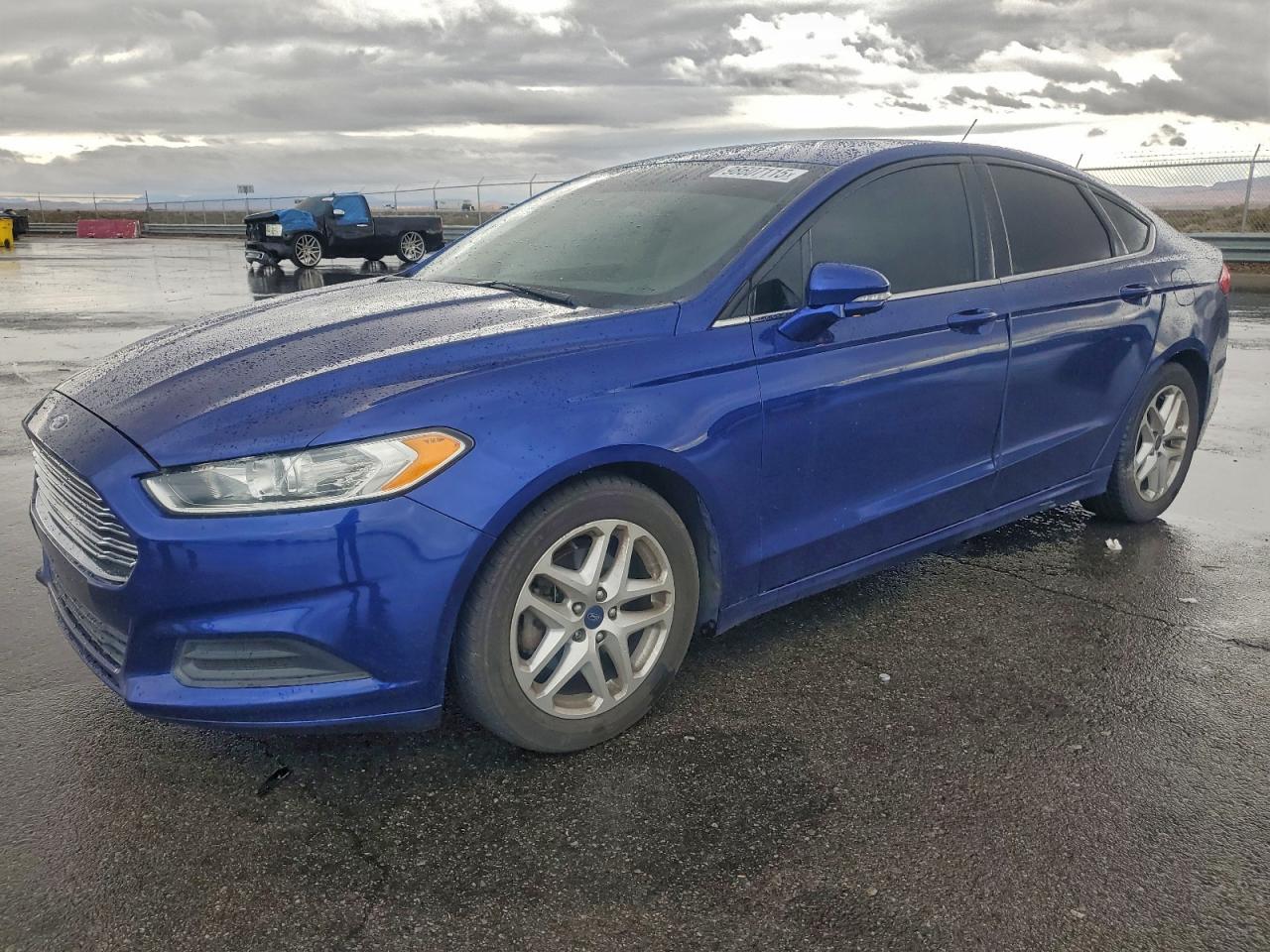 Ford Fusion Se Image 1