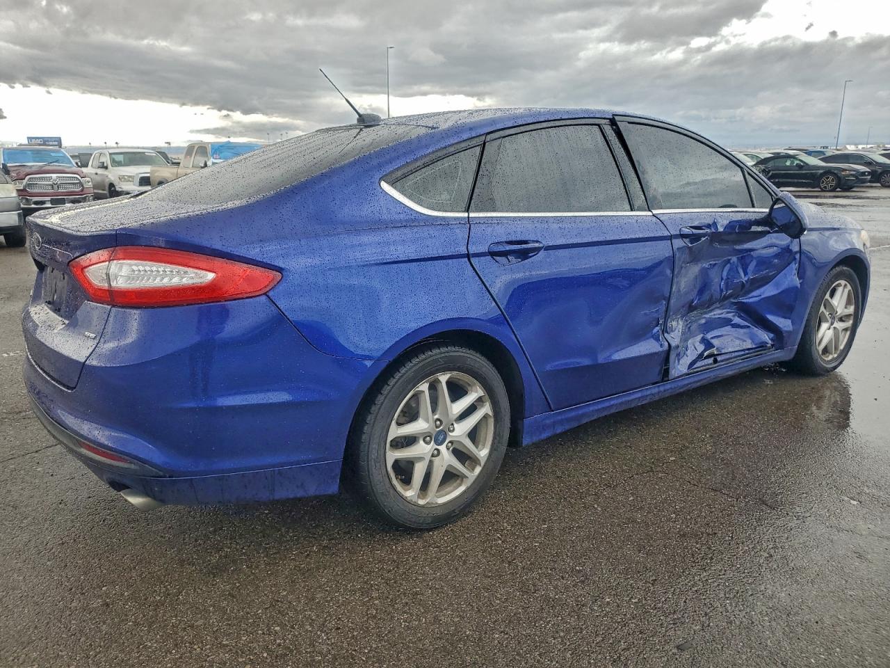 Ford Fusion Se Image 3