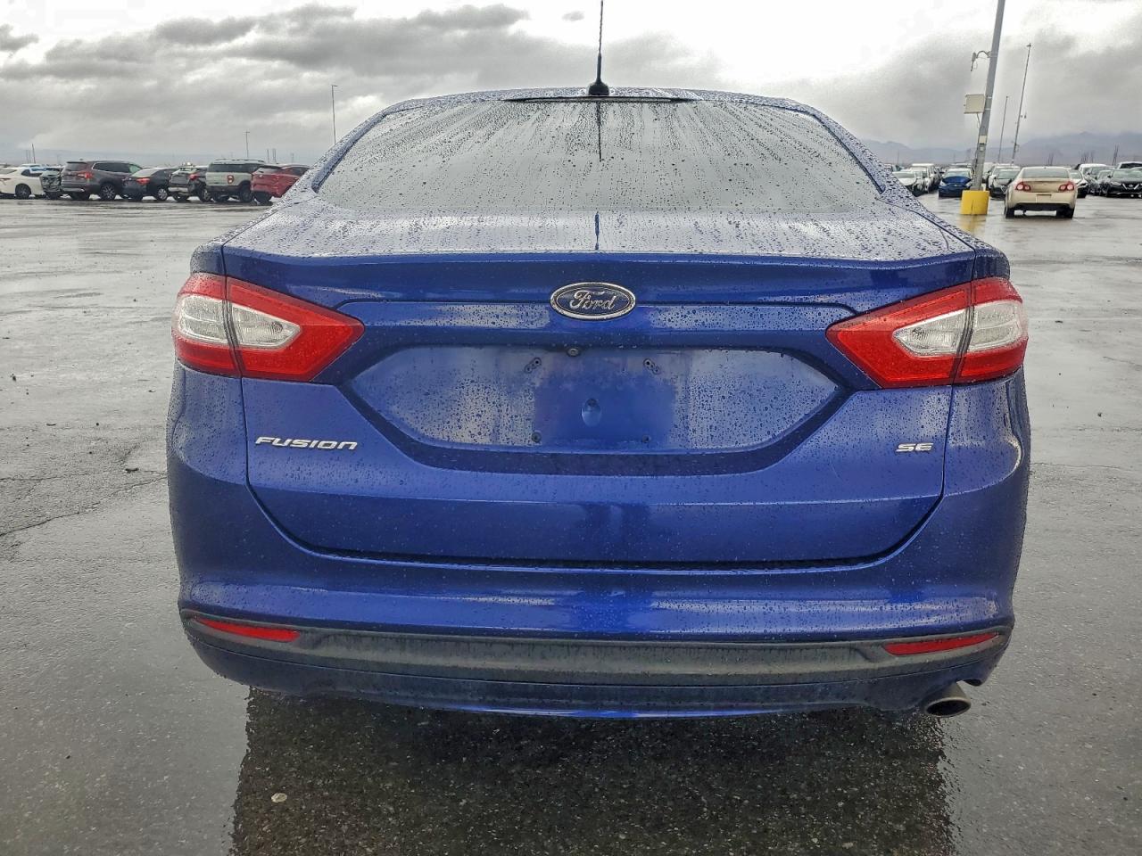 Ford Fusion Se Image 4