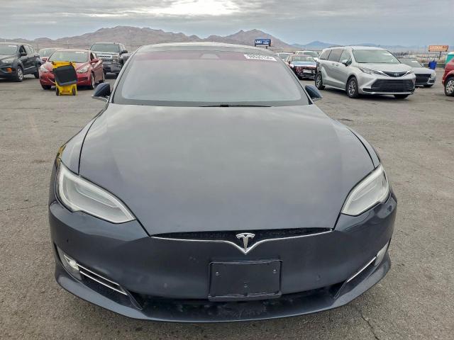 Tesla Model S Image 2