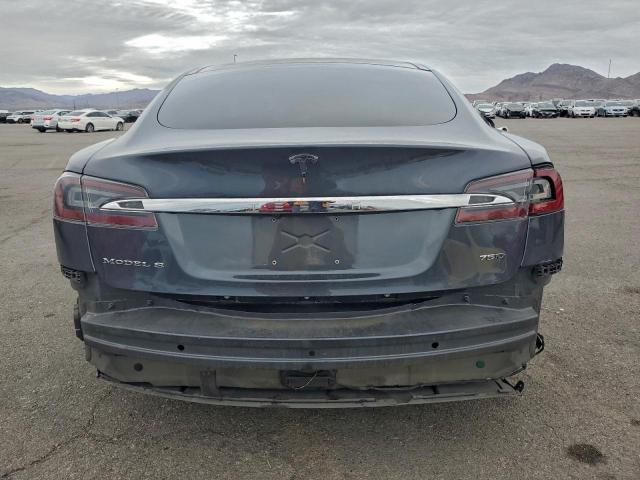 Tesla Model S Image 6