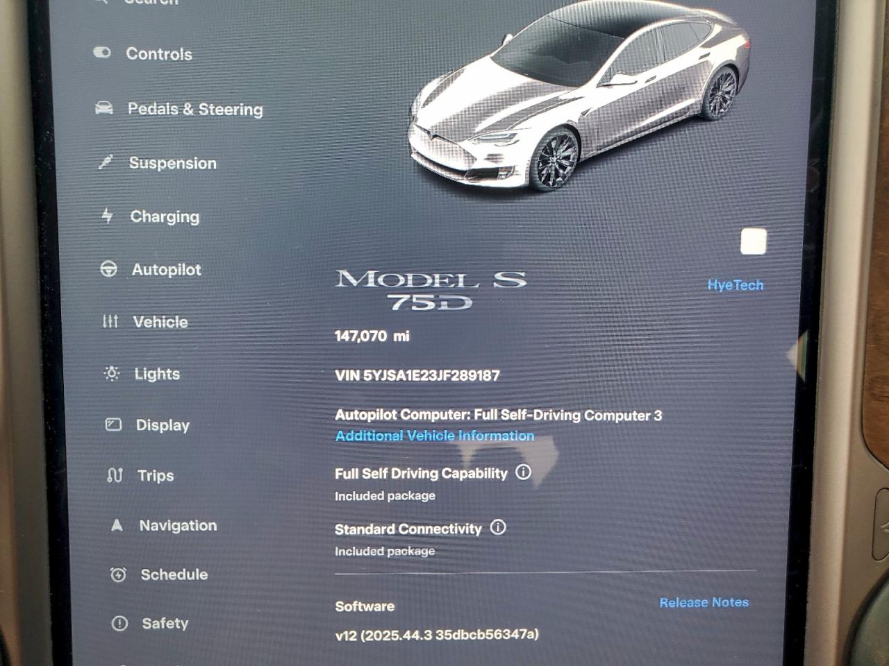 Tesla Model S Image 7