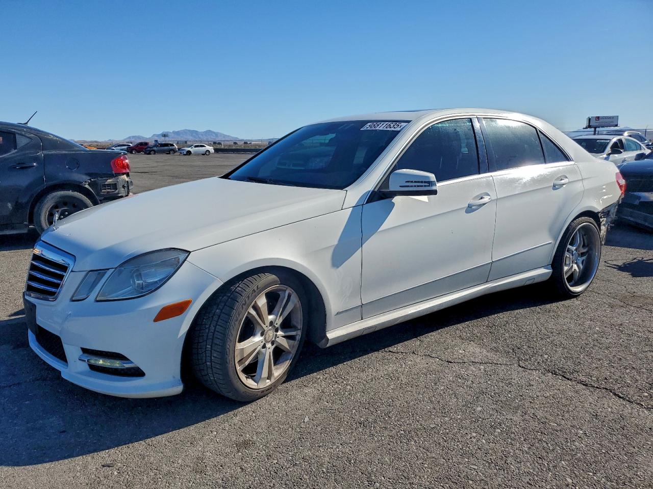 Mercedes-Benz E-Class 350 Image 1