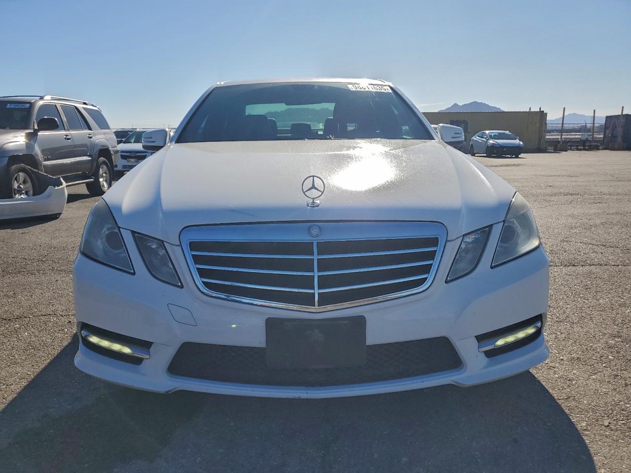 Mercedes-Benz E-Class 350 Image 3