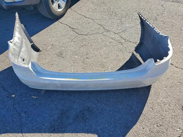 Mercedes-Benz E-Class 350 Image 9