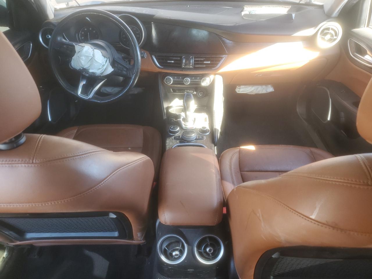 Alfa Romeo Giulia Sport Image 8