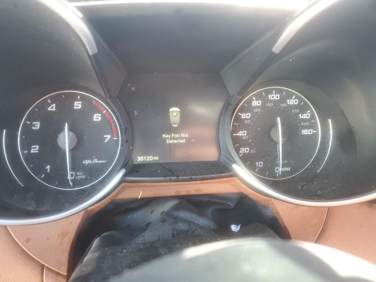 Alfa Romeo Giulia Sport Image 9