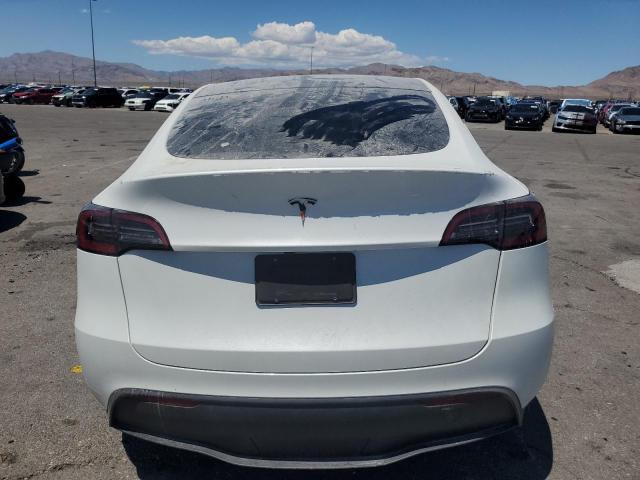 Tesla Model Y Image 13