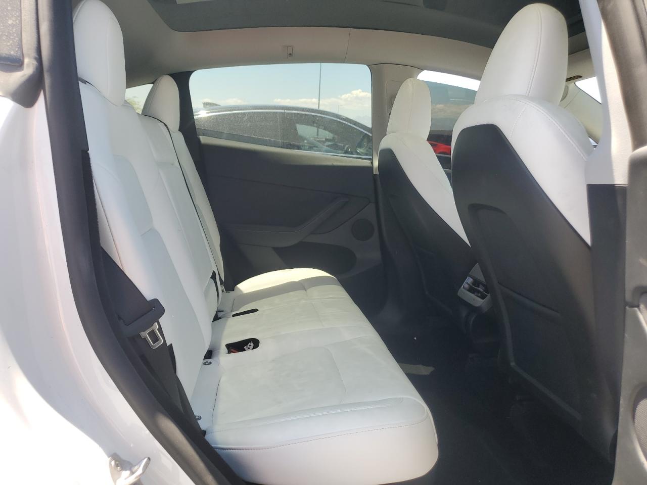 Tesla Model Y Image 11