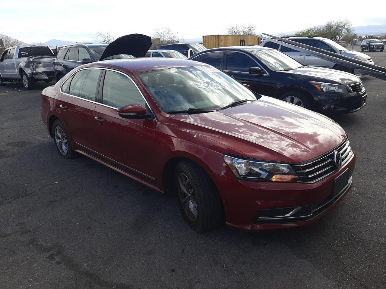 Volkswagen Passat S Image 7