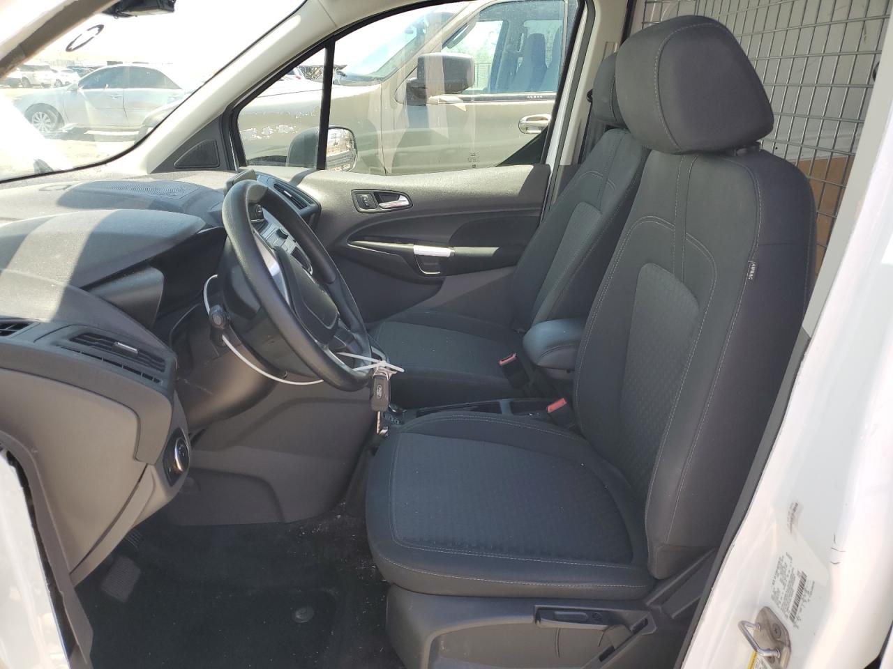 Ford Transit Xlt Image 12