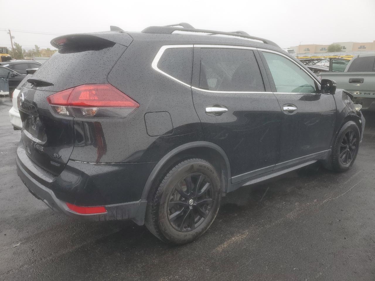 Nissan Rogue S Image 6