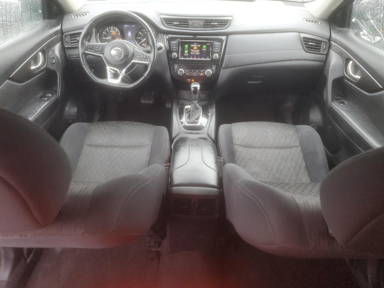 Nissan Rogue S Image 2