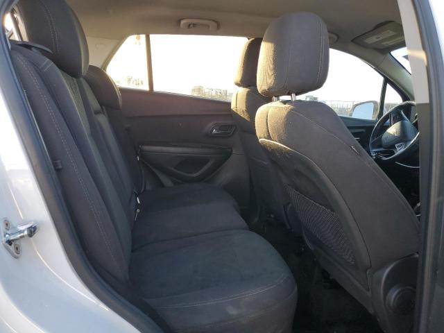 Chevrolet Trax Ls Image 2