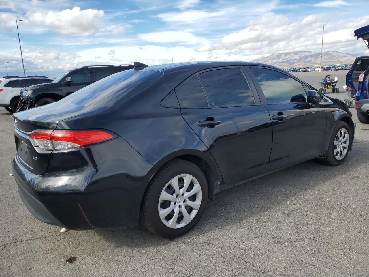 Toyota Corolla Le Image 4